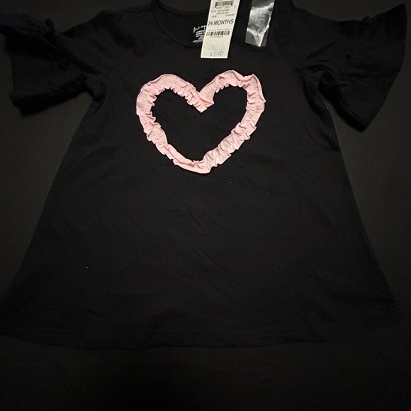 FIRST IMPRESSIONS GIRLS BLACK TEE WITH PINK HEART TOP - Picture 1 of 3